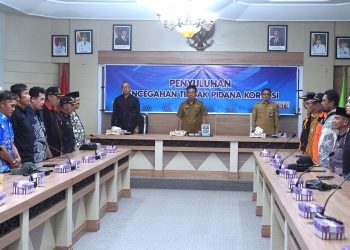 PERKUAT TATA KELOLA BERSIH DAN PERTAHANKAN PREDIKAT PERCONTOHAN DAERAH ANTI KORUPSI, PEMKAB HSS BERSAMA KEJARI GELAR PENYULUHAN HUKUM