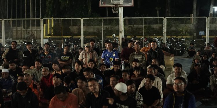 BUPATI HSS NOBAR BERSAMA WARGA, SEMARAK PIALA DUNIA 2026 SATUKAN KEBERSAMAAN DI KANDANGAN