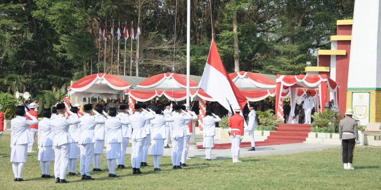 KHIDMAT DETIK-DETIK PROKLAMASI DI HSS, SANG MERAH PUTIH BERKIBAR, SEMANGAT PENGABDIAN TERUS MENYALA