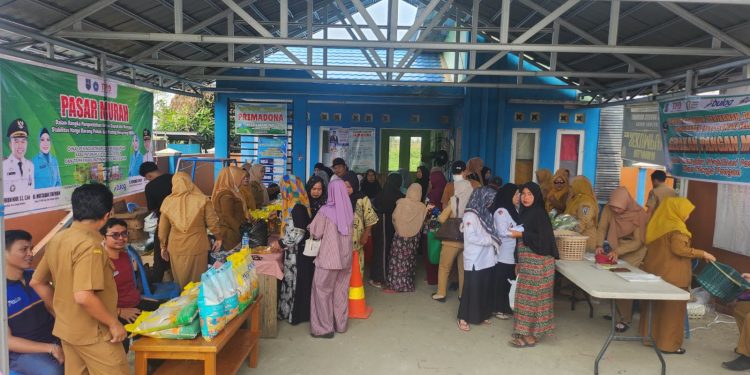 PASAR MURAH DAN GERAKAN PANGAN MURAH HADIR DI DESA KARANG PACI, KECAMATAN KALUMPANG
