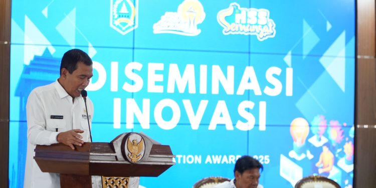 TRANSFORMASI DIGITAL ADMINISTRASI PUBLIK DI HULU SUNGAI SELATAN: INTEGRASI INOVASI MENUJU BIROKRASI MODERN DAN EFISIEN