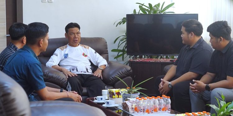 BUPATI HSS PERKUAT PERHATIAN KEPADA MAHASISWA DI PERANTAUAN