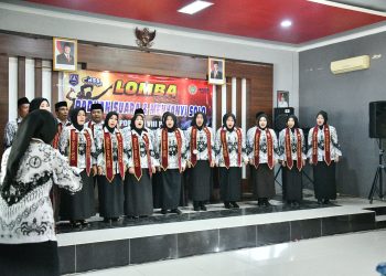USAI DIBUKA BUPATI HSS PORSENI VIII PGRI LANGSUNG DIWARNAI PERSAINGAN GURU